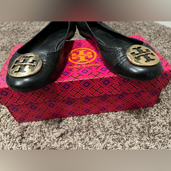 Tory Burch reva snake skin flats - Picture 5 of 5